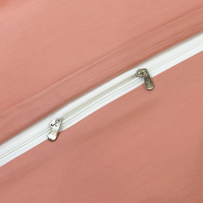 91家纺网 家纺一手货源 找家纺 2025新款13374全棉母婴级贝壳绣宽边枕套纯色刺绣三角针四件套全棉贡缎新疆长绒字母款 贝壳绣-奶油粉