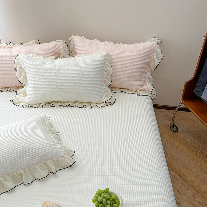 91家纺网 家纺一手货源 找家纺 琳可家居 2025新款雪精灵系列兰精天丝凉感床盖三件套 香草白