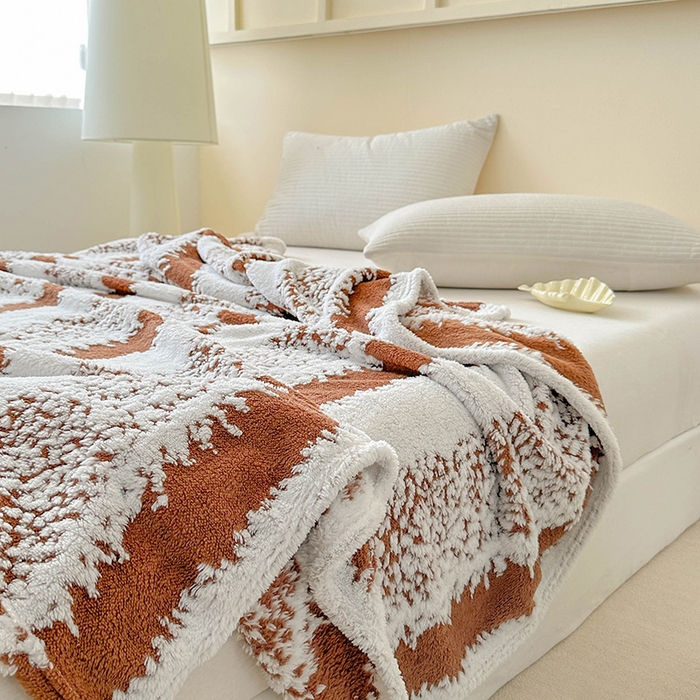 91家纺网 家纺一手货源 找家纺 枋梢家纺 2025新款ins风条纹阳离子提花保暖毛毯 韵咖