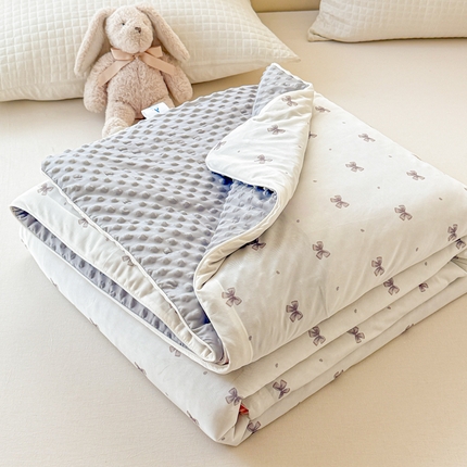 91家纺网 家纺一手货源 找家纺 （总）米可 2025新款A类凉感丝冰豆豆夏凉被