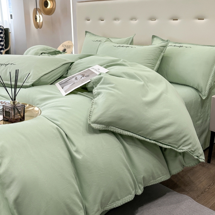 91家纺网 家纺一手货源 找家纺 2025新款13374全棉母婴级贝壳绣宽边枕套纯色刺绣三角针四件套全棉贡缎新疆长绒字母款 贝壳绣-炫彩绿