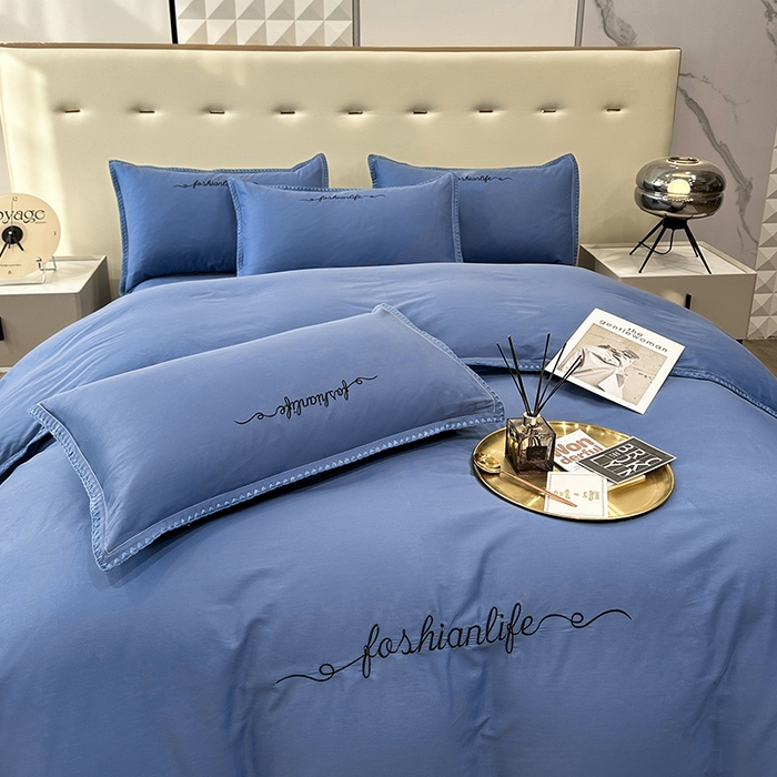 91家纺网 家纺一手货源 找家纺 2025新款13374全棉母婴级贝壳绣宽边枕套纯色刺绣三角针四件套全棉贡缎新疆长绒字母款 贝壳绣-宾利蓝