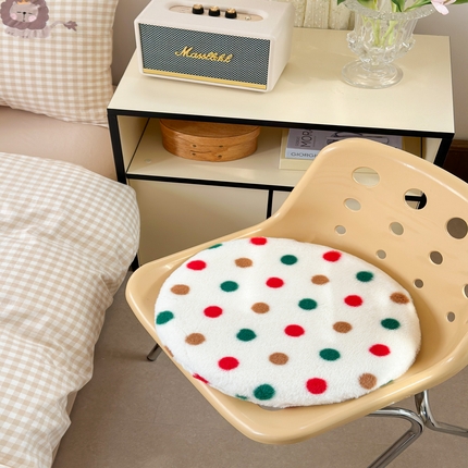 美茉家居 2025新款兔毛绒波点坐垫 彩波白