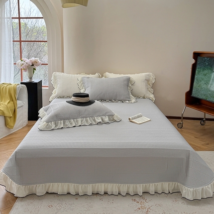 91家纺网 家纺一手货源 找家纺 琳可家居 2025新款雪精灵系列兰精天丝凉感床盖三件套 素雅灰