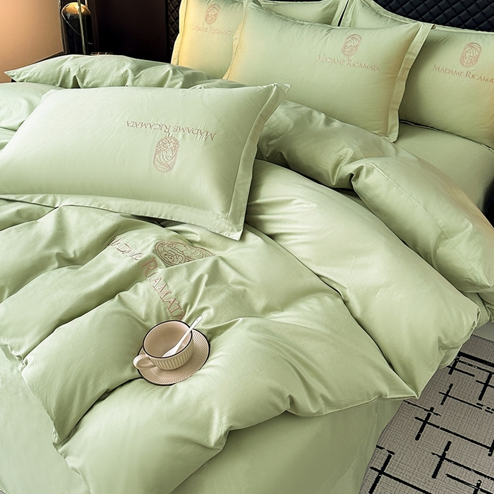 91家纺网 家纺一手货源 找家纺 梦莱斯2025新款长绒棉刺绣轻奢系列四件套 抹茶绿