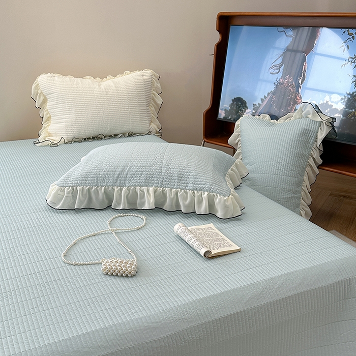 91家纺网 家纺一手货源 找家纺 琳可家居 2025新款雪精灵系列兰精天丝凉感床盖三件套 晴空蓝