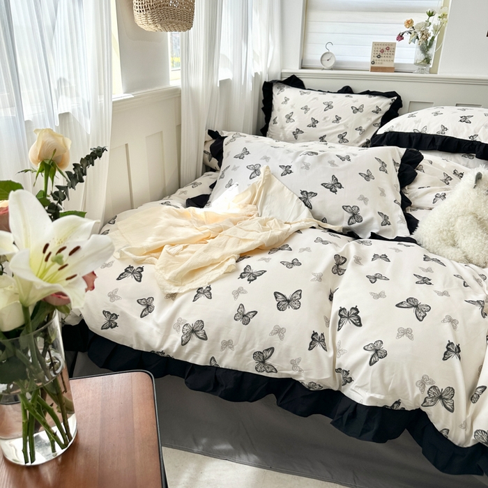 91家纺网 家纺一手货源 找家纺 芷凡家纺 2025新款皱皱云感棉赫本风韩式花边四件套 蝶梦