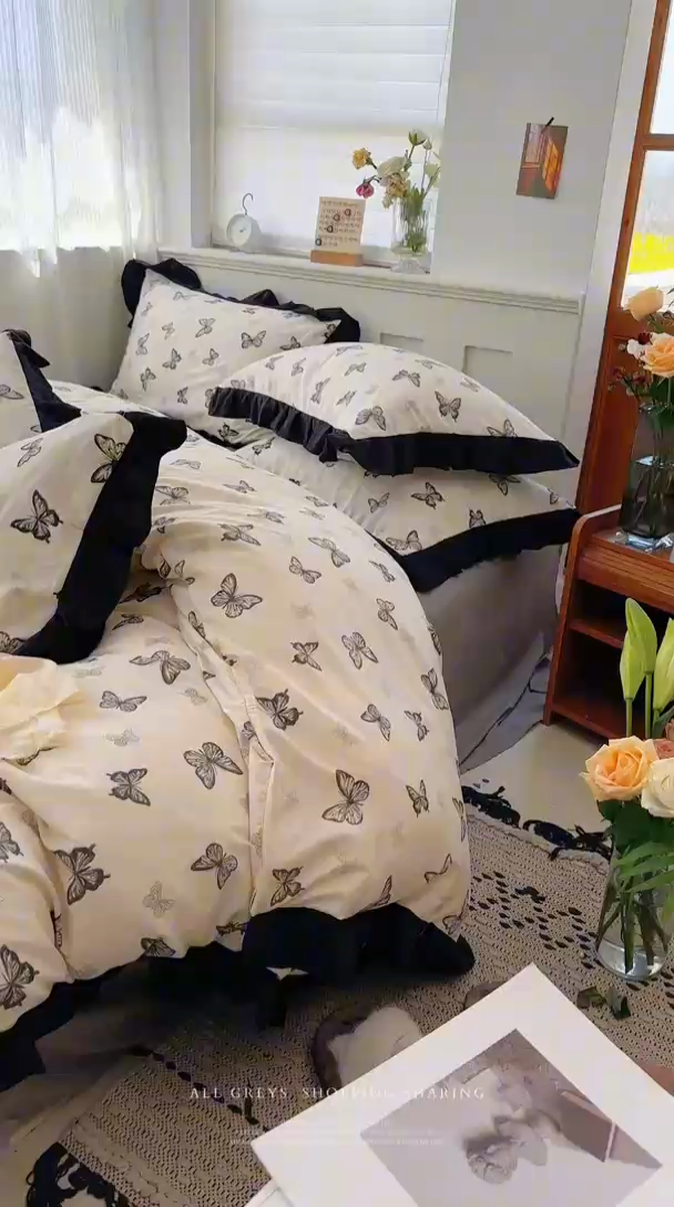 91家纺网 家纺一手货源 找家纺 芷凡家纺 2025新款皱皱云感棉赫本风韩式花边四件套 蝶梦