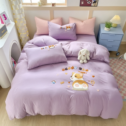 91家纺网 家纺一手货源 找家纺 青螺家纺 2025春夏新款云朵棉毛巾绣卡通可爱三件套四件套学生套件 萌柯基 紫色