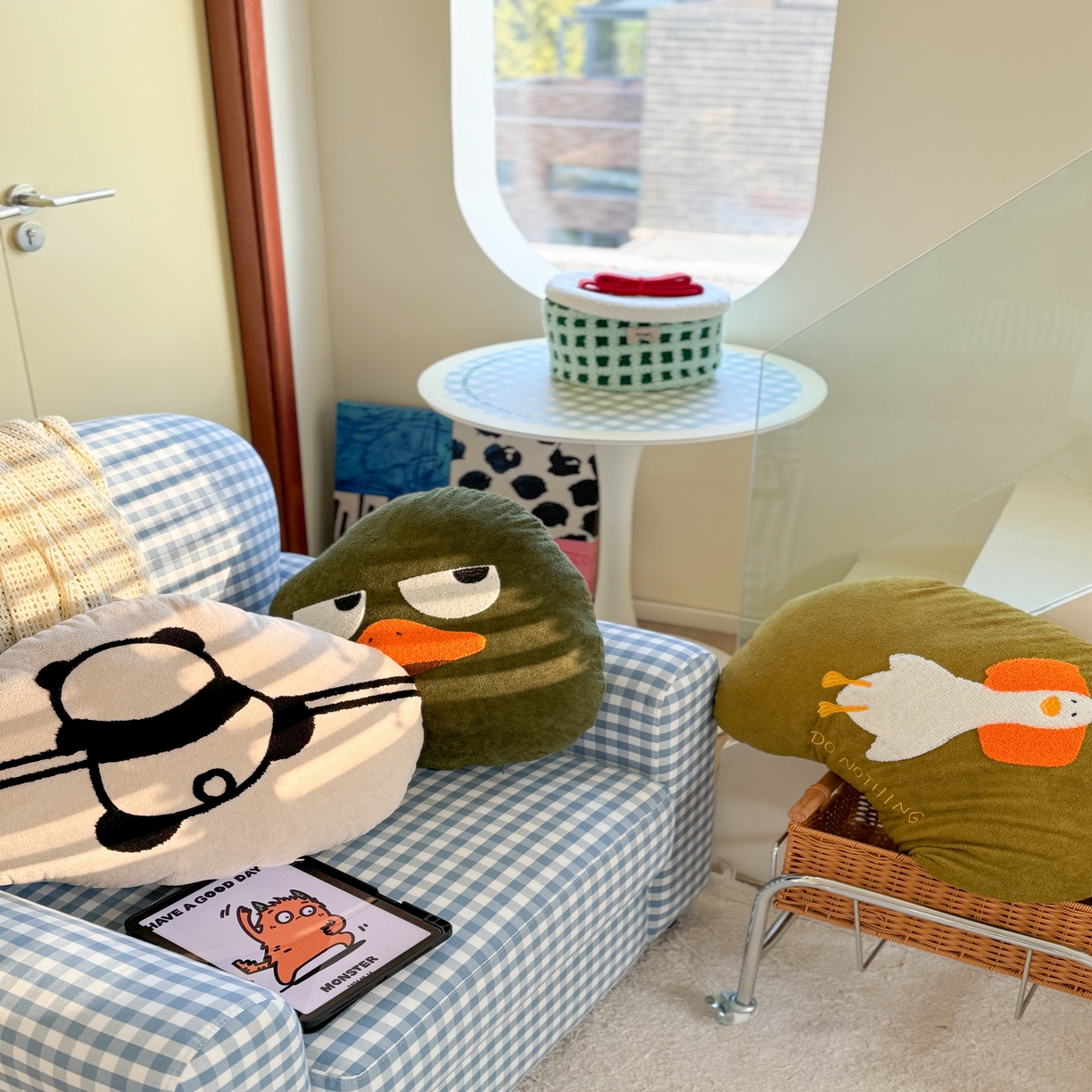 91家纺网 家纺一手货源 找家纺 （总）美茉家居 2025新款云朵绒异形抱枕