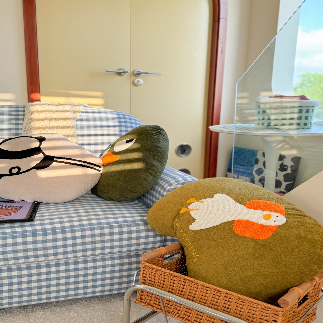 91家纺网 家纺一手货源 找家纺 （总）美茉家居 2025新款云朵绒异形抱枕