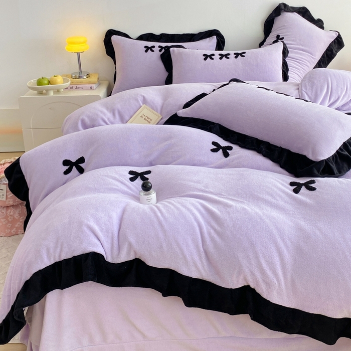 91家纺网 家纺一手货源 找家纺 梦莱斯2025新款黑边绣花牛奶绒四件套 蝴蝶结-紫