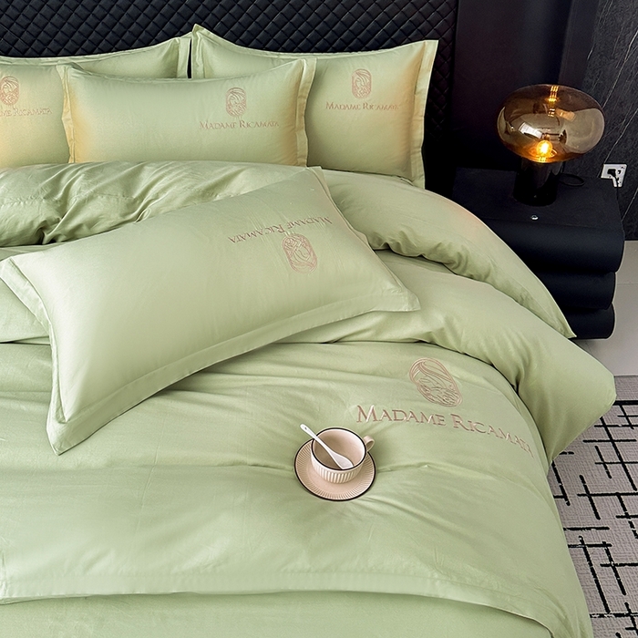 91家纺网 家纺一手货源 找家纺 梦莱斯2025新款长绒棉刺绣轻奢系列四件套 抹茶绿
