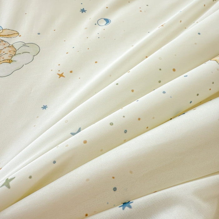 91家纺网 家纺一手货源 找家纺 米可 2025新款A类凉感丝冰豆豆夏凉被 月亮兔-米色