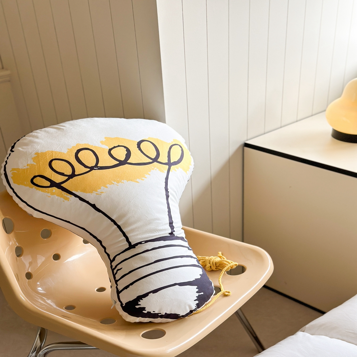 91家纺网 家纺一手货源 找家纺 （总）美茉家居 为你亮灯（靠垫）