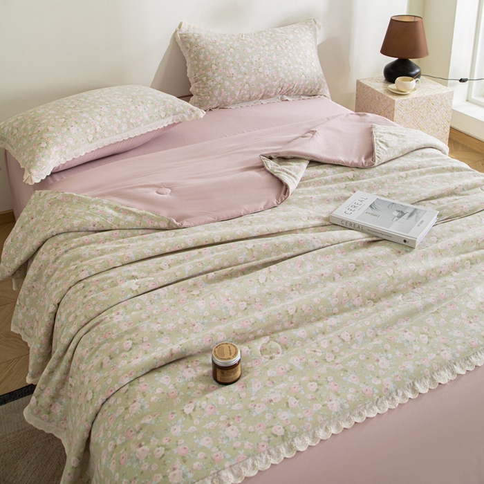 91家纺网 家纺一手货源 找家纺 玛德琳 2025新款双层纱大豆夏凉被空调被夏被四件套 马丁的画