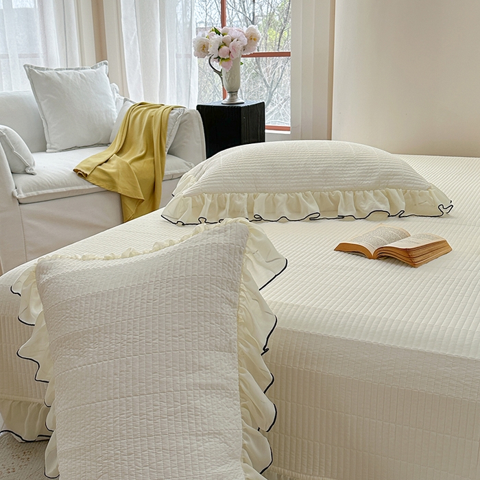 91家纺网 家纺一手货源 找家纺 琳可家居 2025新款雪精灵系列兰精天丝凉感床盖三件套 香草白