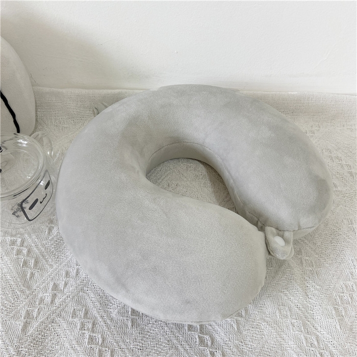 91家纺网 家纺一手货源 找家纺 卡奥家纺 2025新款纯U型枕旅行颈椎枕 水灰32*31*12