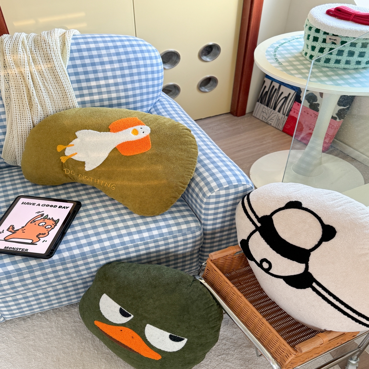 91家纺网 家纺一手货源 找家纺 （总）美茉家居 2025新款云朵绒异形抱枕