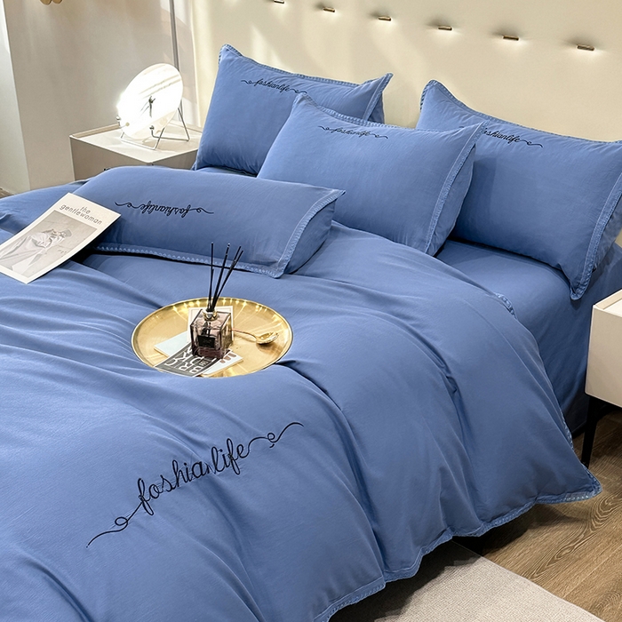 91家纺网 家纺一手货源 找家纺 2025新款13374全棉母婴级贝壳绣宽边枕套纯色刺绣三角针四件套全棉贡缎新疆长绒字母款 贝壳绣-宾利蓝