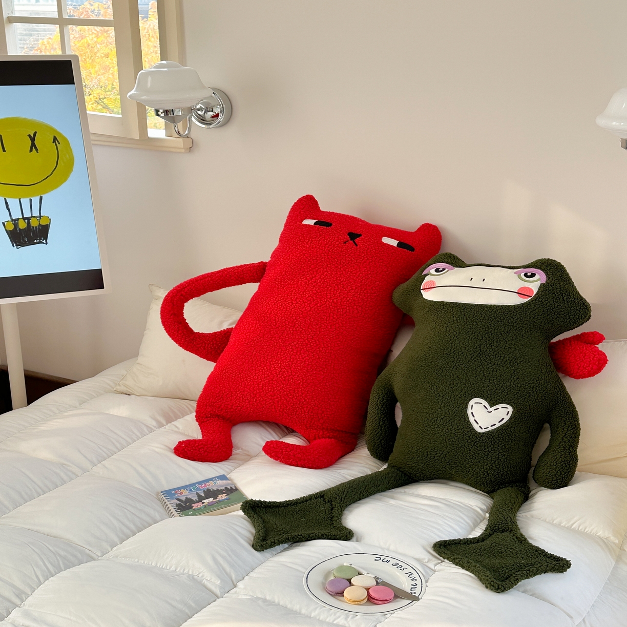 91家纺网 家纺一手货源 找家纺 （总）美茉家居 2025新款三个小可爱异形抱枕