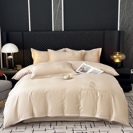 梦莱斯2025新款长绒棉刺绣轻奢系列四件套 奶油白