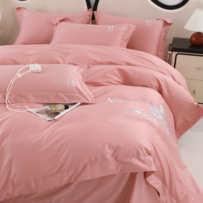 91家纺网 家纺一手货源 找家纺 优姿家纺2025新品高端加密全棉100支绣花宽边四件套 淡雅生活-粉色