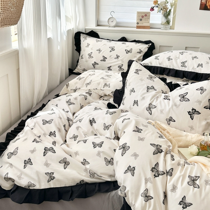 91家纺网 家纺一手货源 找家纺 芷凡家纺 2025新款皱皱云感棉赫本风韩式花边四件套 蝶梦