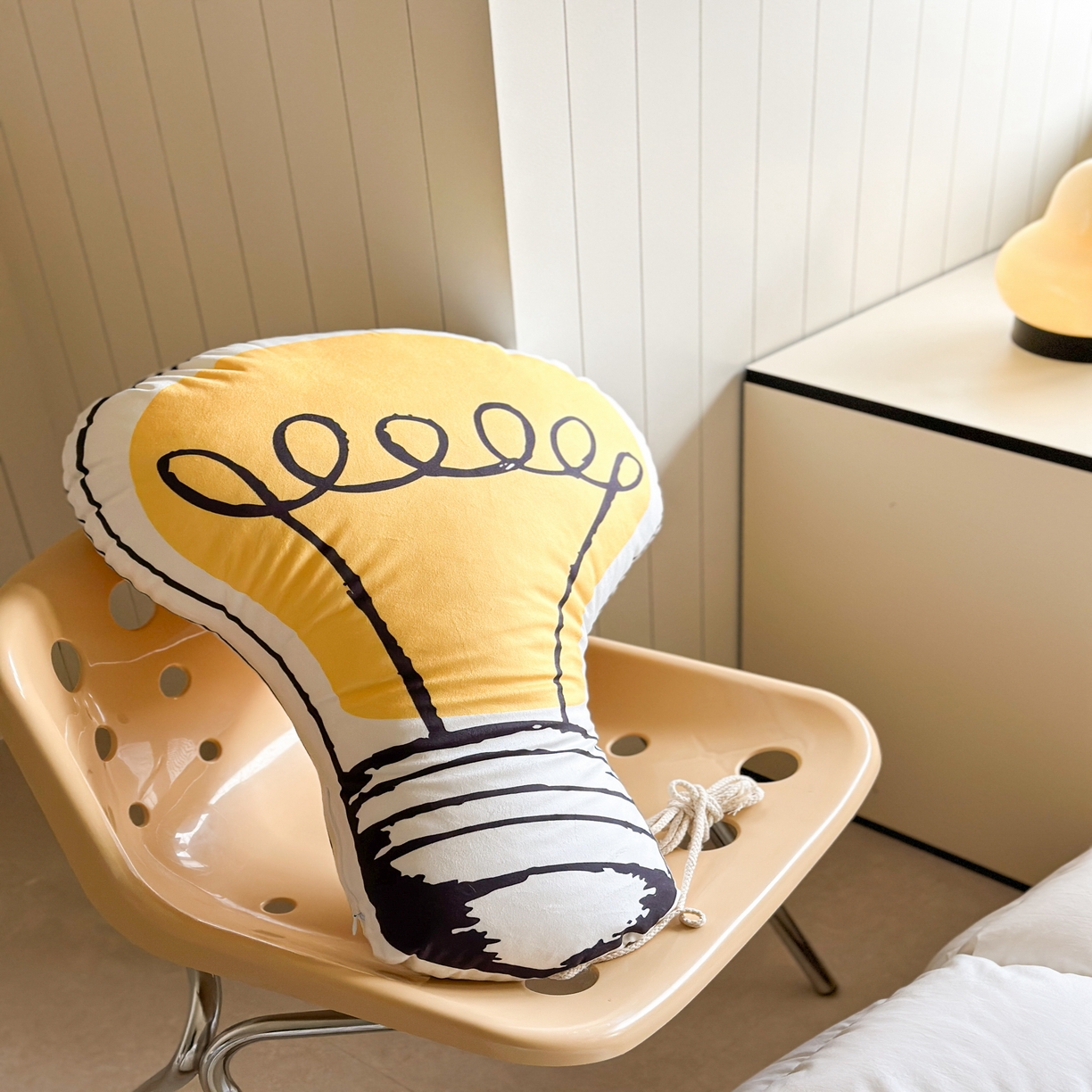 91家纺网 家纺一手货源 找家纺 （总）美茉家居 为你亮灯（靠垫）