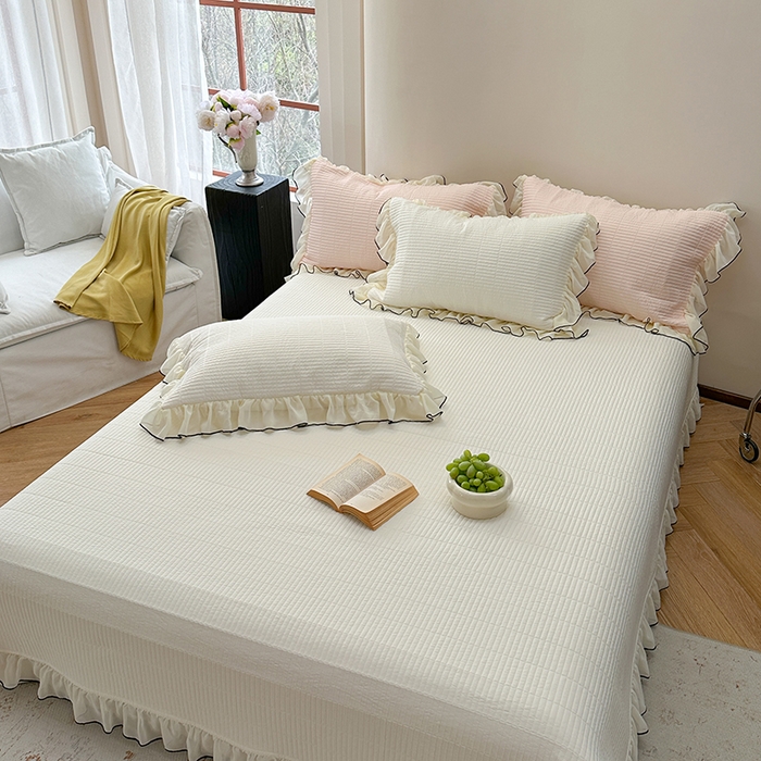 91家纺网 家纺一手货源 找家纺 琳可家居 2025新款雪精灵系列兰精天丝凉感床盖三件套 香草白