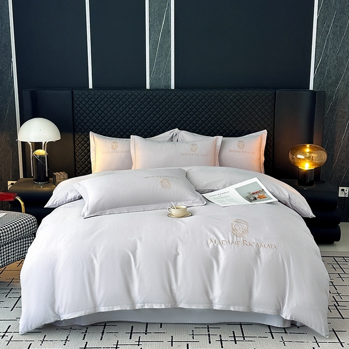 91家纺网 家纺一手货源 找家纺 梦莱斯2025新款长绒棉刺绣轻奢系列四件套 星空灰