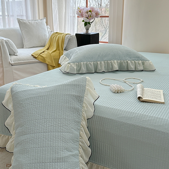 91家纺网 家纺一手货源 找家纺 琳可家居 2025新款雪精灵系列兰精天丝凉感床盖三件套 晴空蓝