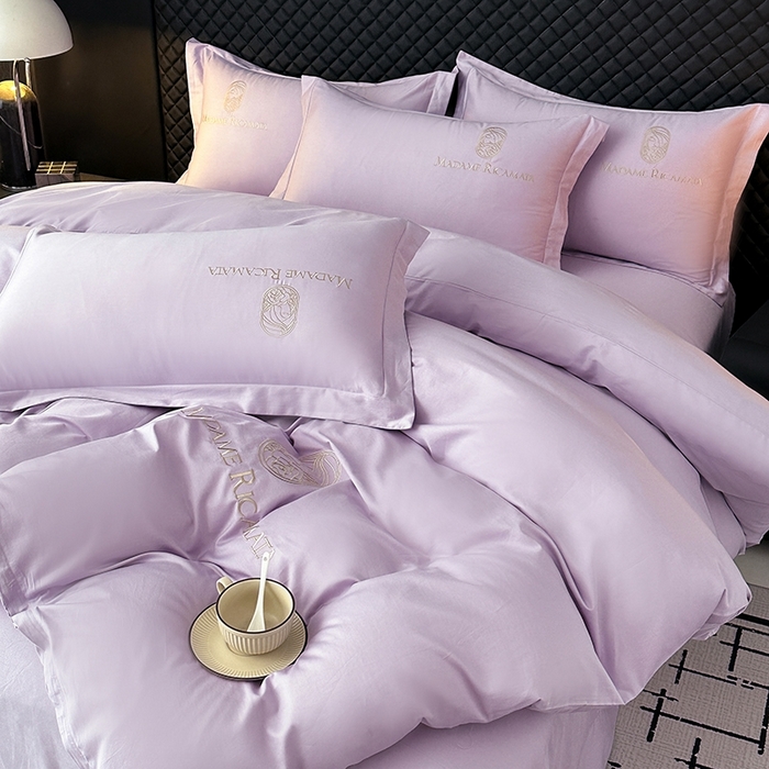 91家纺网 家纺一手货源 找家纺 梦莱斯2025新款长绒棉刺绣轻奢系列四件套 梦幻紫