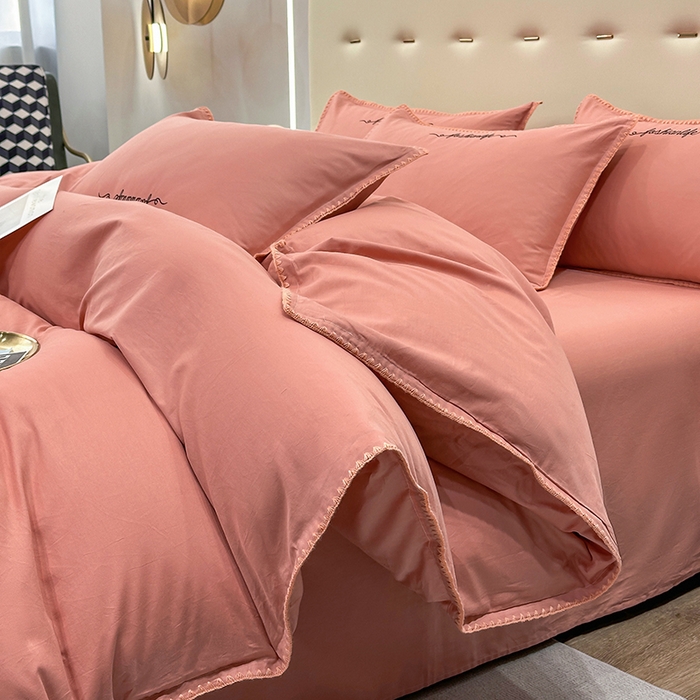 91家纺网 家纺一手货源 找家纺 2025新款13374全棉母婴级贝壳绣宽边枕套纯色刺绣三角针四件套全棉贡缎新疆长绒字母款 贝壳绣-奶油粉