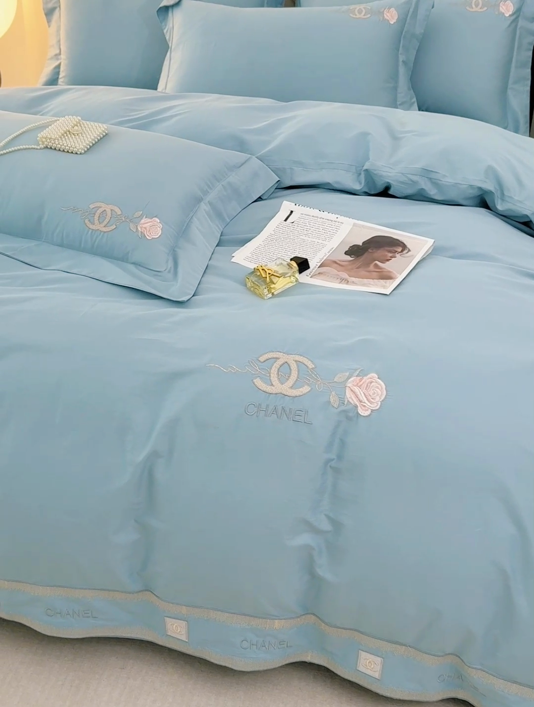 91家纺网 家纺一手货源 找家纺 优姿家纺2025新品高端加密全棉100支绣花宽边四件套 奢侈生活-天蓝