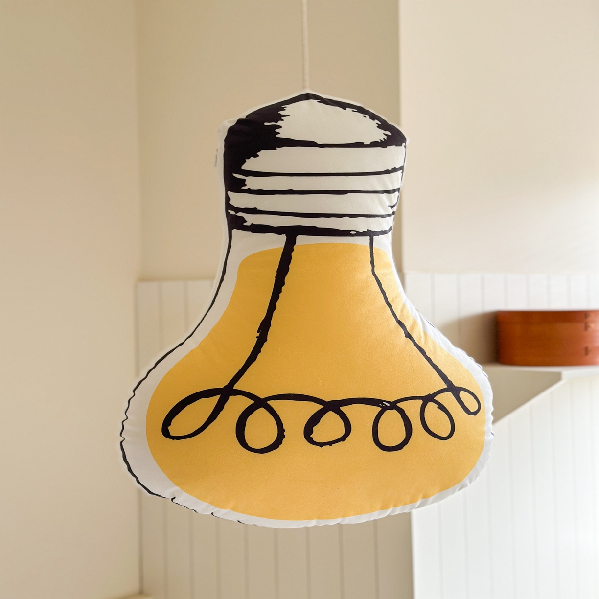 91家纺网 家纺一手货源 找家纺 美茉家居 为你亮灯（靠垫） 全亮