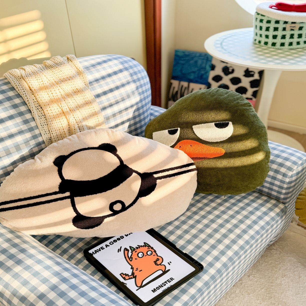 91家纺网 家纺一手货源 找家纺 （总）美茉家居 2025新款云朵绒异形抱枕