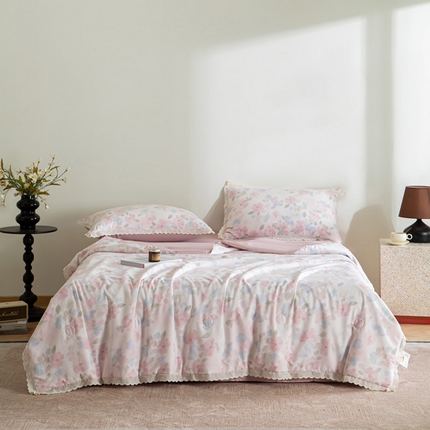 91家纺网 家纺一手货源 找家纺 玛德琳 2025新款双层纱大豆夏凉被空调被夏被四件套 紫苏