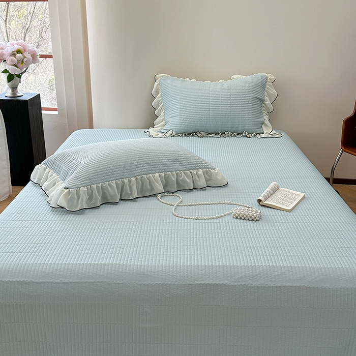 91家纺网 家纺一手货源 找家纺 琳可家居 2025新款雪精灵系列兰精天丝凉感床盖三件套 晴空蓝