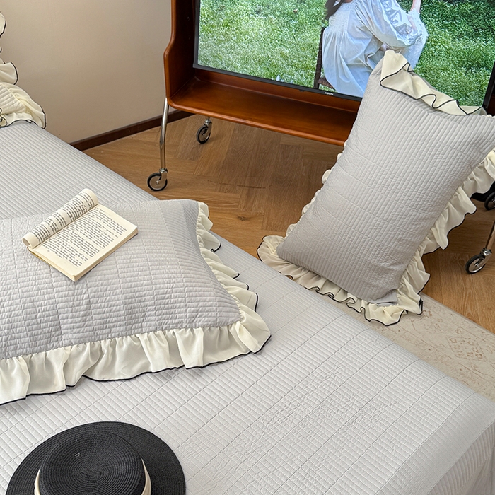 91家纺网 家纺一手货源 找家纺 琳可家居 2025新款雪精灵系列兰精天丝凉感床盖三件套 素雅灰