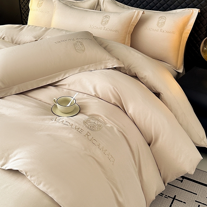 91家纺网 家纺一手货源 找家纺 梦莱斯2025新款长绒棉刺绣轻奢系列四件套 奶油白