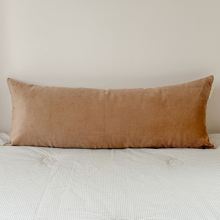 91家纺网 家纺一手货源 找家纺 美茉家居 2025新款灯芯绒长枕 杏仁咖