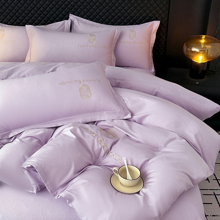 91家纺网 家纺一手货源 找家纺 梦莱斯2025新款长绒棉刺绣轻奢系列四件套 梦幻紫