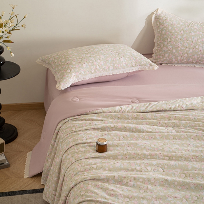 91家纺网 家纺一手货源 找家纺 玛德琳 2025新款双层纱大豆夏凉被空调被夏被四件套 马丁的画