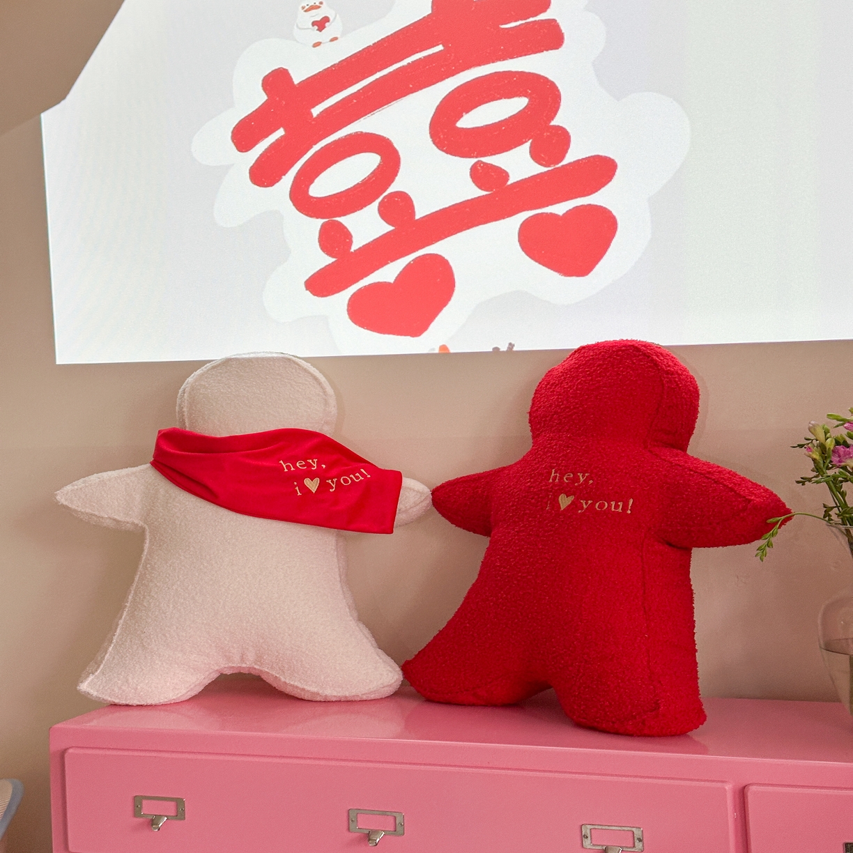 91家纺网 家纺一手货源 找家纺 （总）美茉家居 爱的依偎（靠垫）