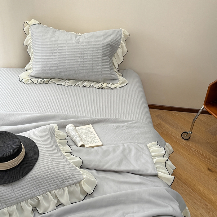 91家纺网 家纺一手货源 找家纺 琳可家居 2025新款雪精灵系列兰精天丝凉感床盖三件套 素雅灰