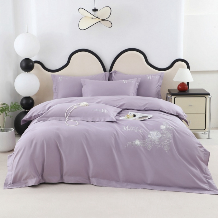 91家纺网 家纺一手货源 找家纺 优姿家纺2025新品高端加密全棉100支绣花宽边四件套 淡雅生活-紫罗兰