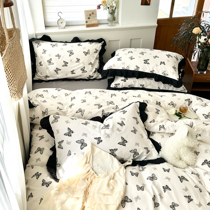 91家纺网 家纺一手货源 找家纺 芷凡家纺 2025新款皱皱云感棉赫本风韩式花边四件套 蝶梦