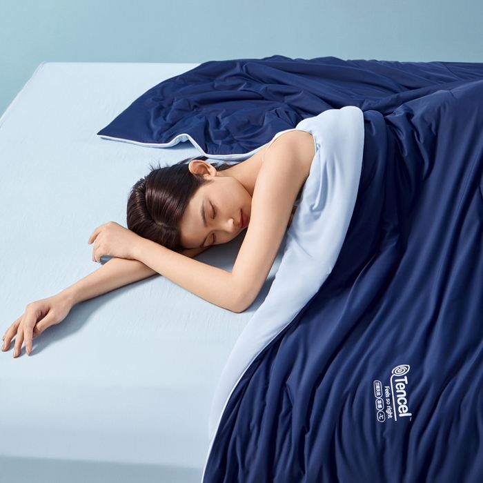 91家纺网 家纺一手货源 找家纺 玛德琳 2025新款兰精天丝凉感夏凉被空调被 雅朵蓝