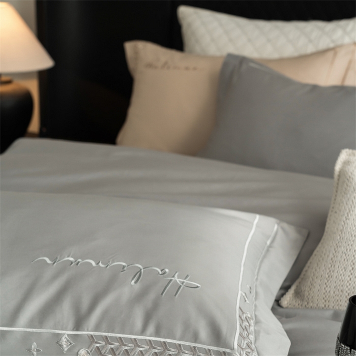 91家纺网 家纺一手货源 找家纺 （总）保罗圣迪奥 2025新款全棉长绒棉刺绣四件套-星光